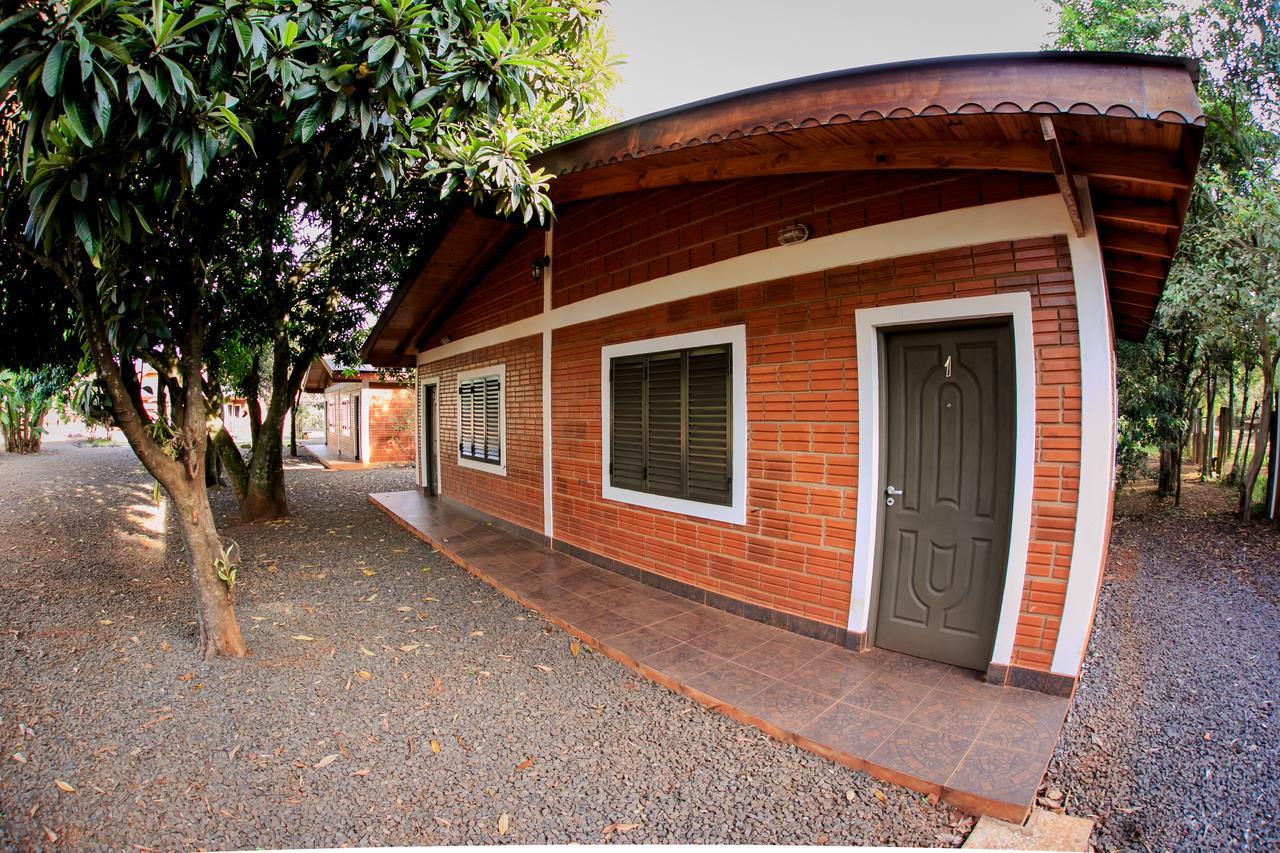 El Manantial De Iguazu Villa Puerto Iguazú Esterno foto