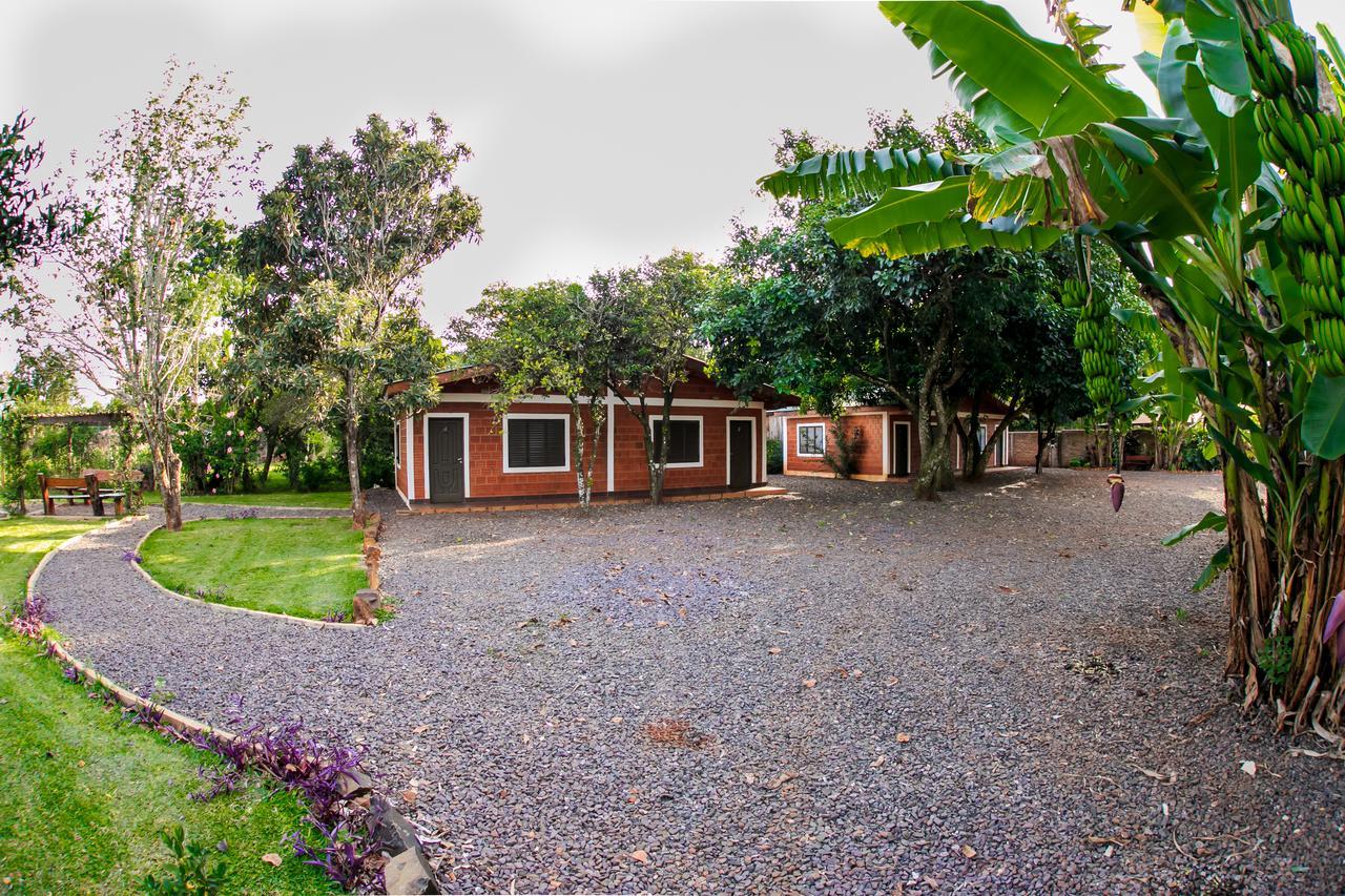 El Manantial De Iguazu Villa Puerto Iguazú Esterno foto